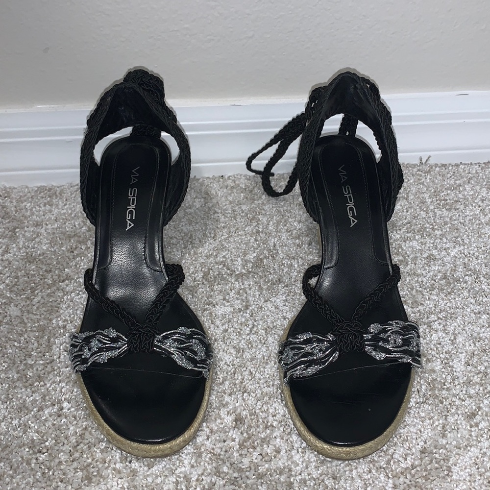 Via Spiga Black Silver Strapped Wedges Like New!